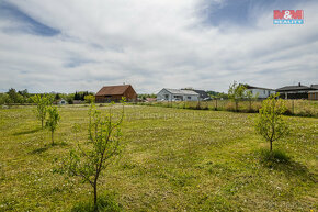 Prodej pozemku k bydlení, 982 m², Lešany - 8