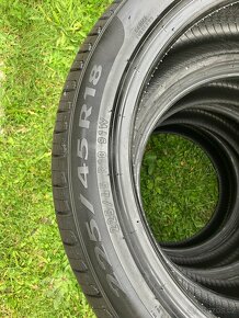 Pirelli 225/45 R18 Cinturato - 8