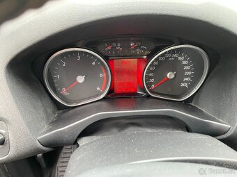 Ford Mondeo 2.0 TDCI automat, 103 kW, r. 2014, nová STK - 8