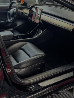 Tesla 3 SR+ tažné - 8