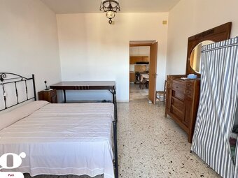 Sicílie, RD 5+1, 130 m2, v histor. centru Patti, Via Roma - 8