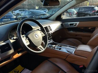 Jaguar XF 2012 - 8