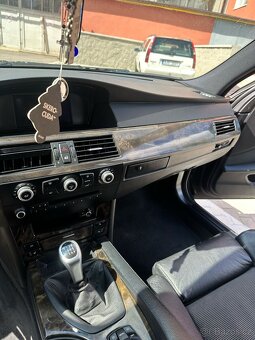 Bmw E60 lci black edition 2009 530d 145 kw - 8