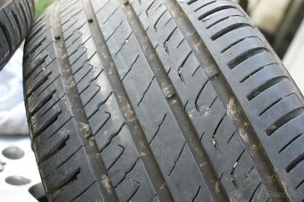 sada alu kol R16 letni pneu 205/55R16 dunlop 4x 7mm - 8