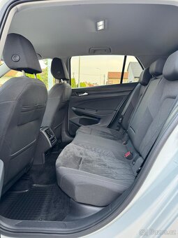 Volkswagen Golf 8 1.5eTSI DSG Style - 8