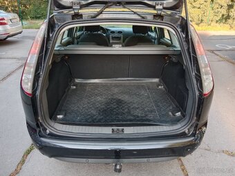 Prodám Ford Focus kombi 1.6 74 kW - 8