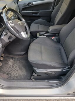 Opel Zafira 1.6i - 8