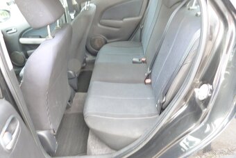 Mazda 2 1.3i - 8