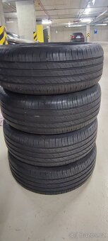 215/55/17 98W Goodyear Efficient DOT 2022, 6.8mm-6.2mm. - 8