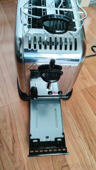 Topinkovač Russell Hobbs 23310 - 8