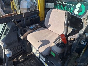 KOMATSU PC 50 MR - 2 - 8