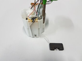 Palivové čerpadlo 1,4 TSi Škoda Octavia III 5Q0919051BN - 8