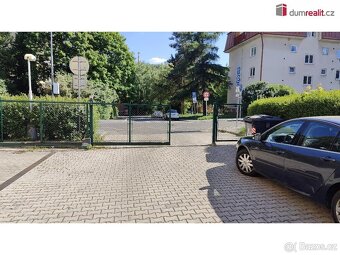 Pronájem garáže, 18,75 m2, Praha 6 - 8