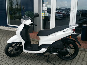 Peugeot Tweet 125i - 8