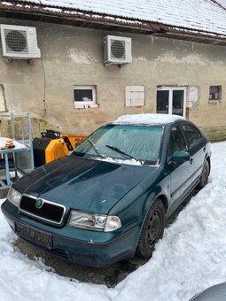 Škoda Octavia 1 1.8 - 8