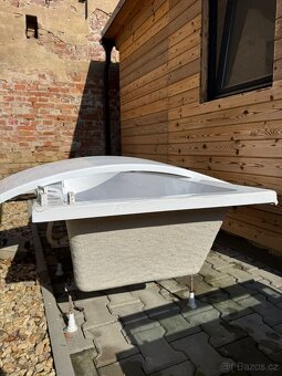 Rohová vana - 8