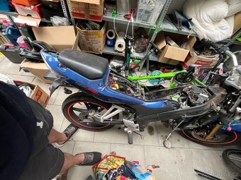 Díly cbr 125 r 2008 - 8