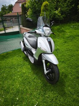 Piaggio Beverly 350 i.e. ABS/ASR Sport Touring (2016) po ser - 8