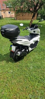 Scooter Honda PCX 125 (REZERVACE) - 8