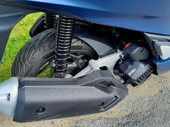 Honda PCX 125, rok 2024 ,ještě v záruce - 8