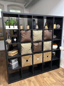 Linka, regály, židle, kadeř. křeslo, … - 8