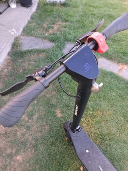 Elektrokoloběžka - 8