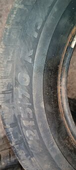 Pneu 215/70/15 C - 8