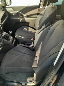 Mazda 5 2.0 110kw benzin 7mistné - 8