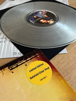 Soundgarden - Down On The Upside - 8