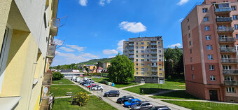 Prodej bytu 2+1 s balkonem na ul. Zeyerova v Jeseníku - 8