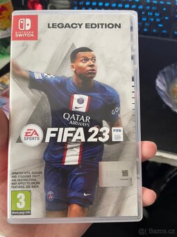 Nintendo switch + 3 hry+ 1x ovladač + obal - 8