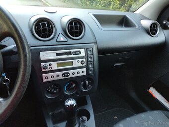 Ford Fiesta r.v.2005 - 8