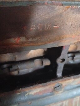 Zetor 4011 blok motoru - 8