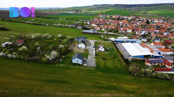Prodej stavebního pozemku 600 m², Hluk - 8