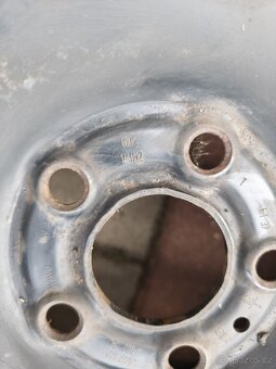 14" LETNÍ KOLA FABIA 5X100 ET37 185 60 14 82H - 8