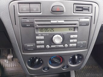 Ford Fusion 1.4 i 59 kw - 8