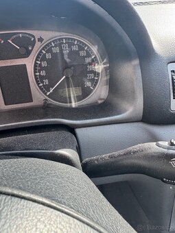 Škoda Octavia 1.6 - 8