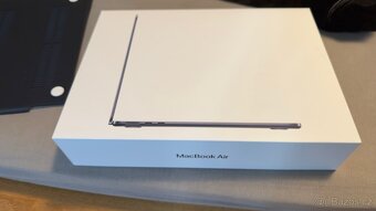 MacBook Air 13 M3 8/256 - 8