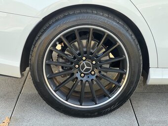 Mercedes W213 E220d Rok 2017 - 8