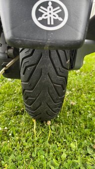 Yamaha X-MAX 125 - 8