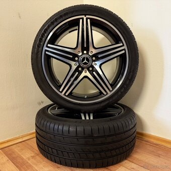 MERCEDES CLA AMG 5x112 R18 ET48+LETNÍ 235/40R18 7mm - 8