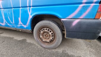 VW Transporter s vysokou strechou - 8