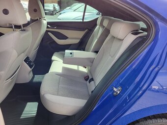 ŠKODA Octavia IV sedan 2.0 TDi DSG STYLE - ČR - 1.majitel - 8