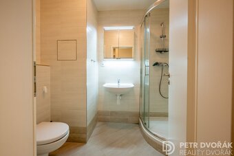 Prodej bytu 1+kk 32 m², Hlučkova, Praha 9 - Letňany - 8