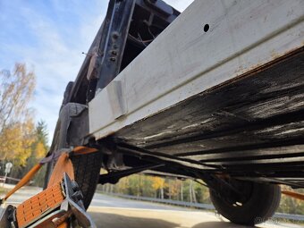 Tatra 613-1 (3) s TP - 8