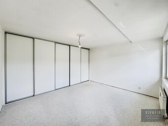 Pronájem bytu 2+1, 64 m2 Milovice, Topolová , okr. Nymburk - 8