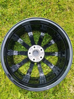 ALU KOLA 5X112 R18 OZ RACING - 8