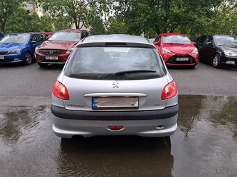 Peugeot 206 1.4 benzin - 8