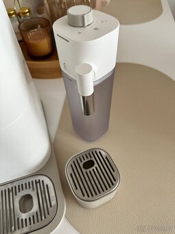 Kávovar Nespresso Gran Lattissima White + 145 kapslí - 8
