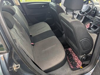Citroen C4 1.4i - 8